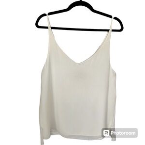 REVELRY Women’s Elegant Cami Neutral Soft White Chiffon V-Neck Lined‎ Romantic M